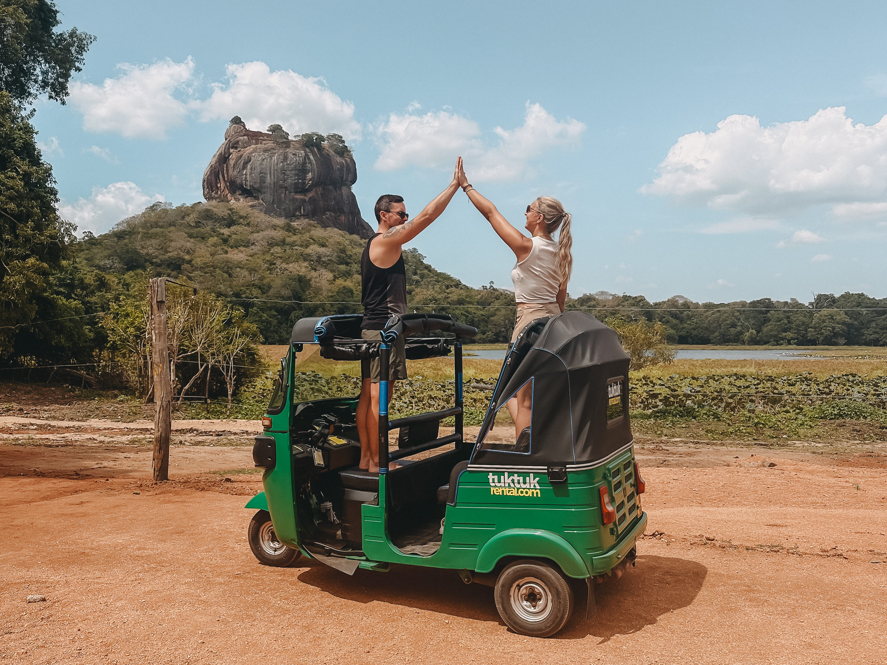 Tuk Tuk mieten in Sri Lanka